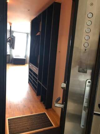 Апартаменты Apartment 17 - up to 4 persons - couple with 1 kid and 1 infant Вентспилс Апартаменты-38